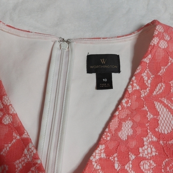 𝅺Worthington Womens V-neck Pink And White Knee Length Cocktail Lace Dress Sz 10 - Picture 3 of 7